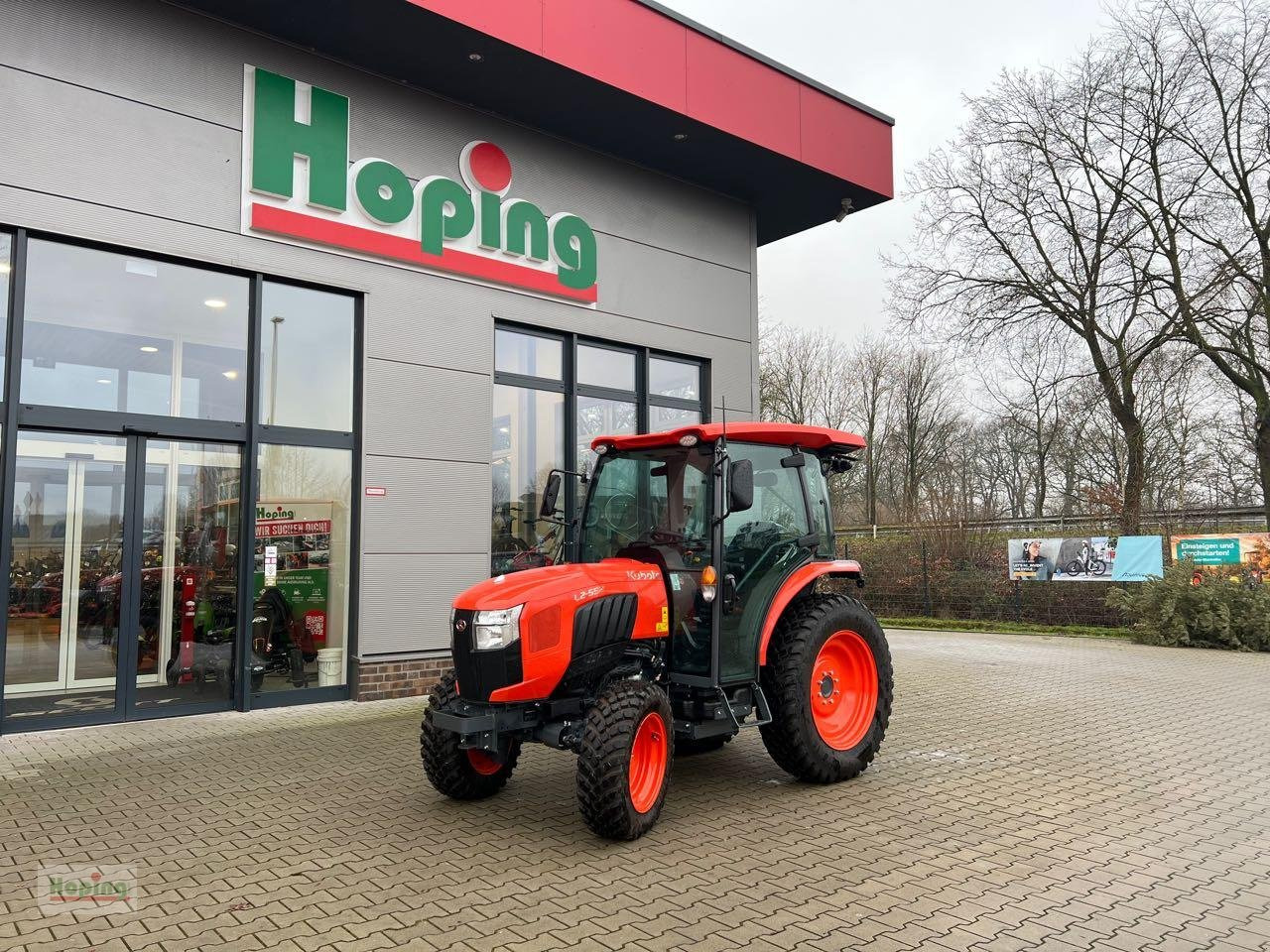 Kubota L2-552 DHC - Komunálny traktor: obrázok 1 Kubota L2-552 DHC - Komunálny traktor: obrázok 1