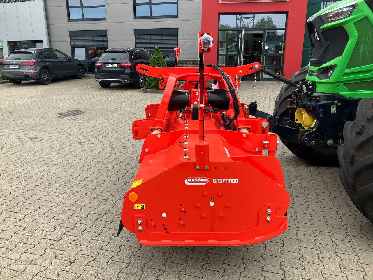 Maschio Butterfly-Mulcher Delta 830 und Front-Mulcher Bufalo 280 - Mulčovač: obrázok 2 Maschio Butterfly-Mulcher Delta 830 und Front-Mulcher Bufalo 280 - Mulčovač: obrázok 2