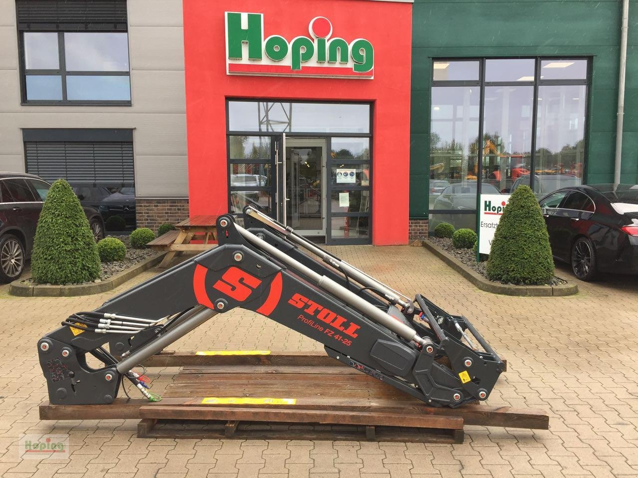 Stoll FZ41-25 - Predný nakladač na traktor: obrázok 1 Stoll FZ41-25 - Predný nakladač na traktor: obrázok 1