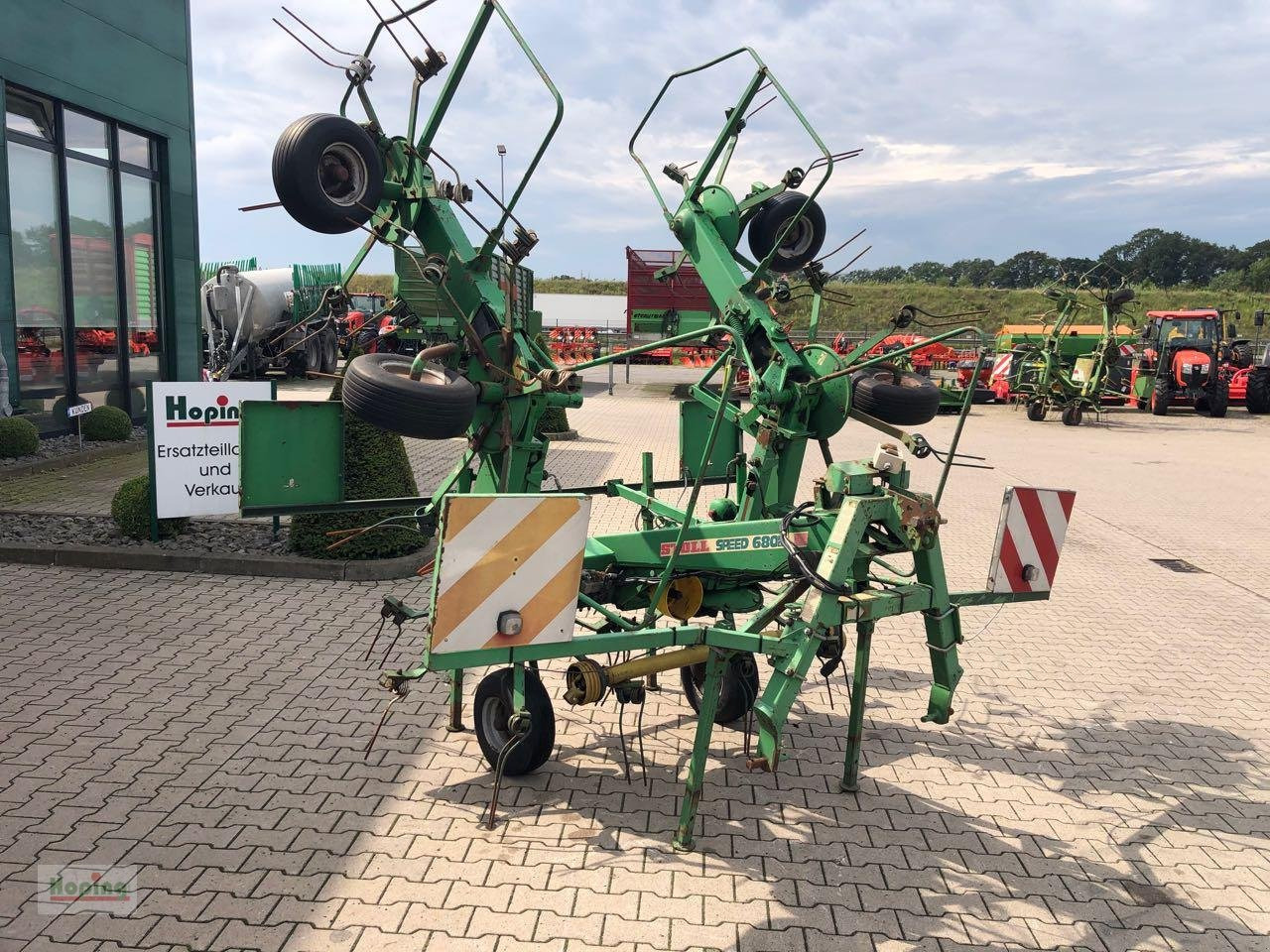 Stoll Speed 680 Hydro - Obracač sena: obrázok 3 Stoll Speed 680 Hydro - Obracač sena: obrázok 3