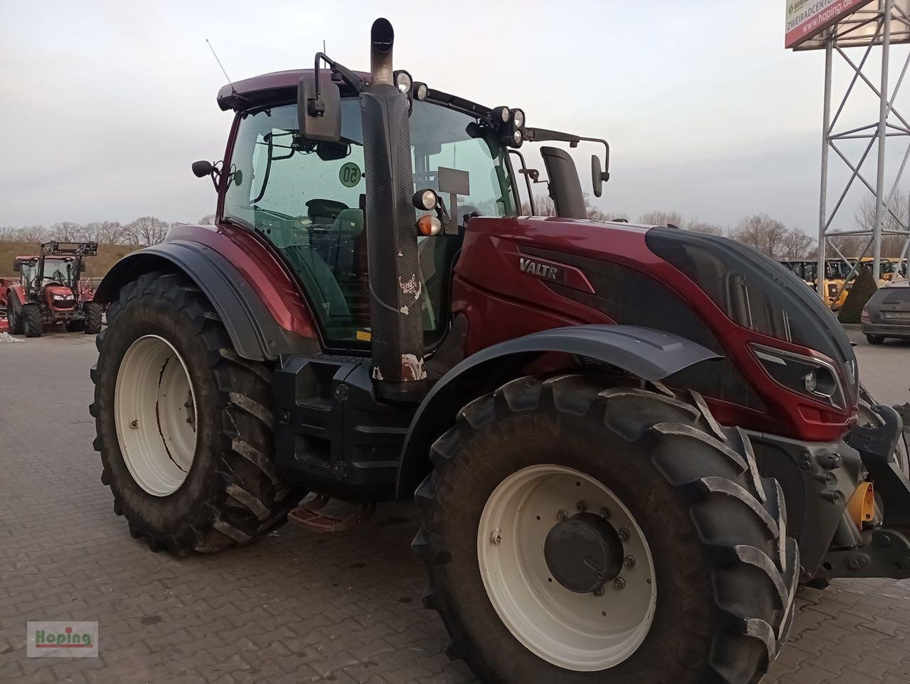 Valtra T 154 V - Traktor: obrázok 5 Valtra T 154 V - Traktor: obrázok 5