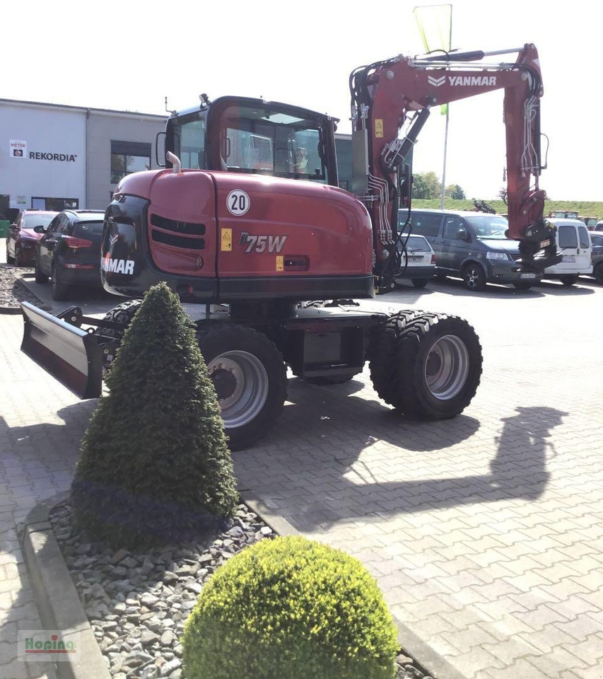 Yanmar B75W - Kolesové rýpadlo: obrázok 4 Yanmar B75W - Kolesové rýpadlo: obrázok 4