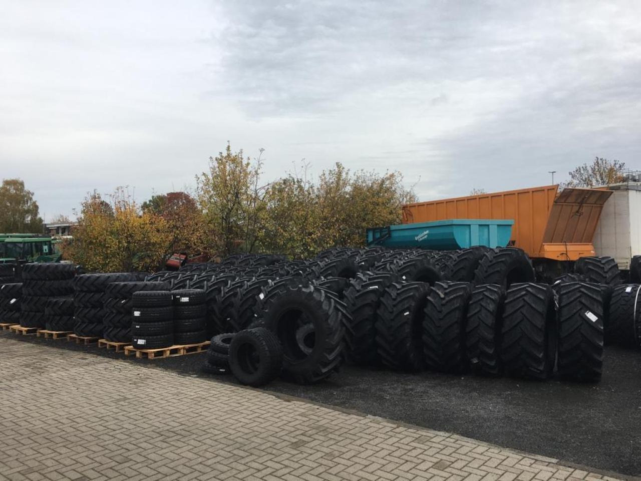420/85R34 ***GRI*** - Pneumatika: obrázok 5 420/85R34 ***GRI*** - Pneumatika: obrázok 5