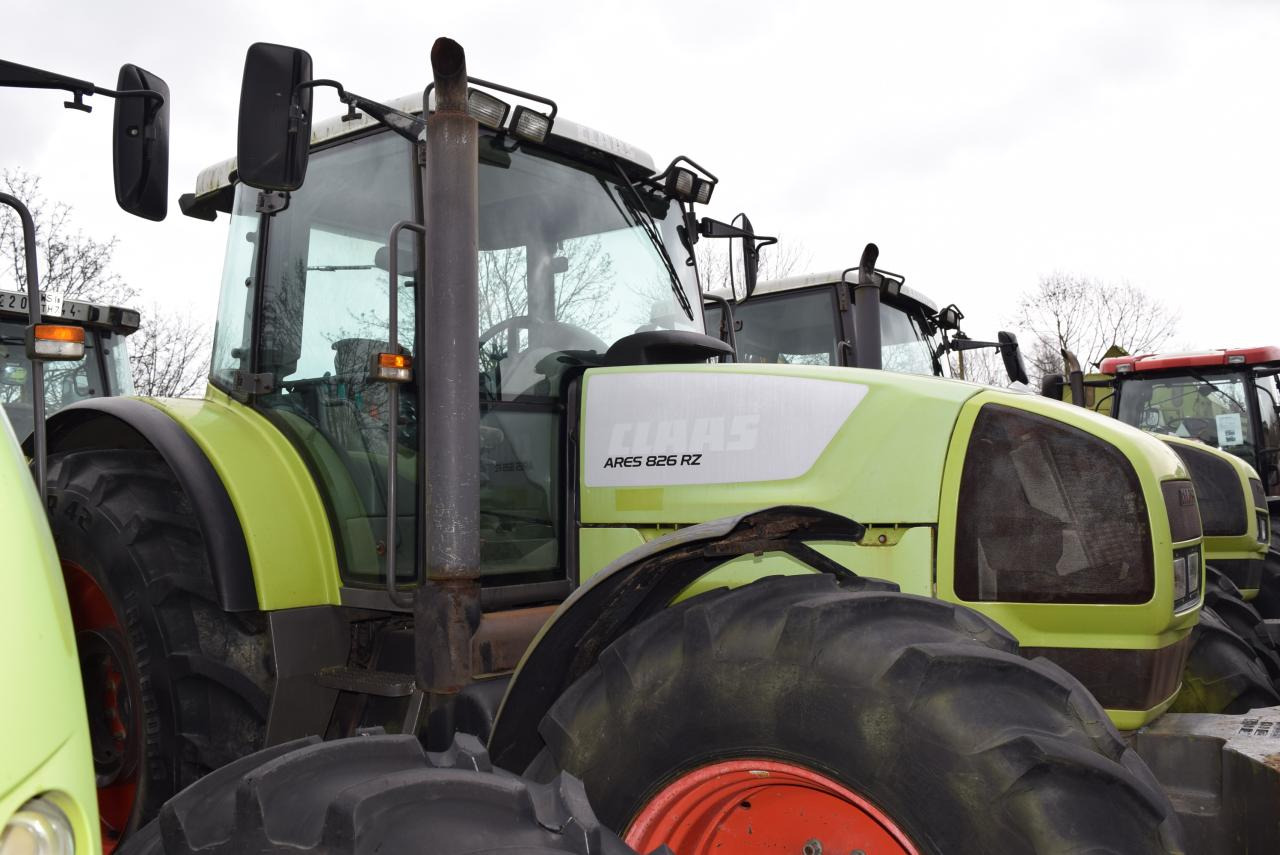 CLAAS Ares 826 RZ - Traktor: obrázok 2 CLAAS Ares 826 RZ - Traktor: obrázok 2