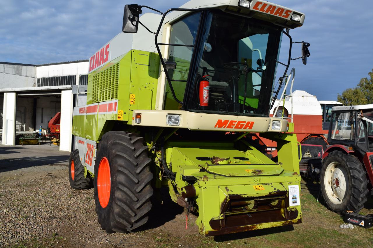CLAAS Dominator 203 Mega - Obilný kombajn: obrázok 3 CLAAS Dominator 203 Mega - Obilný kombajn: obrázok 3