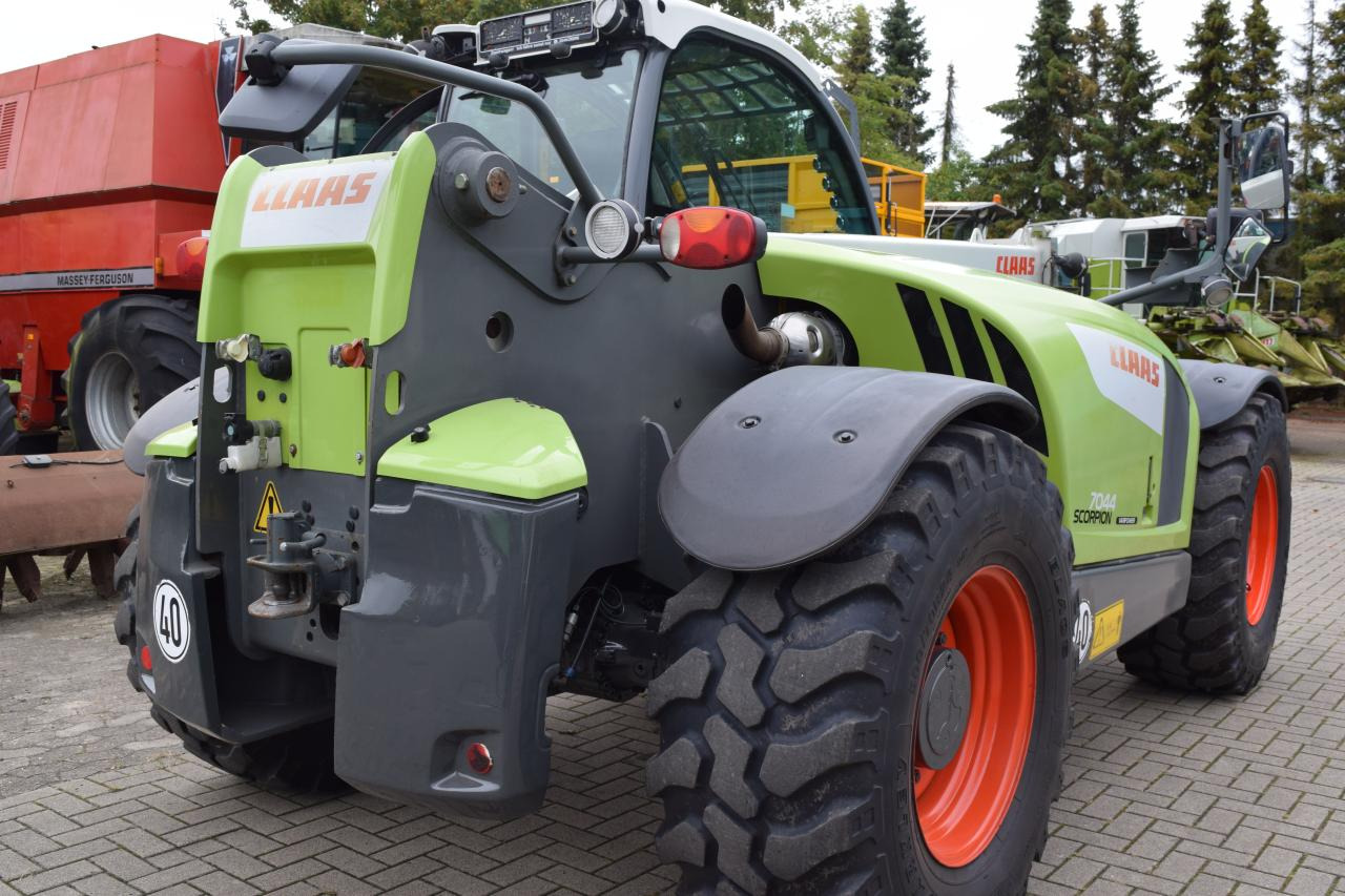 Teleskopický nakladač CLAAS SCORPION 7044: obrázok 6