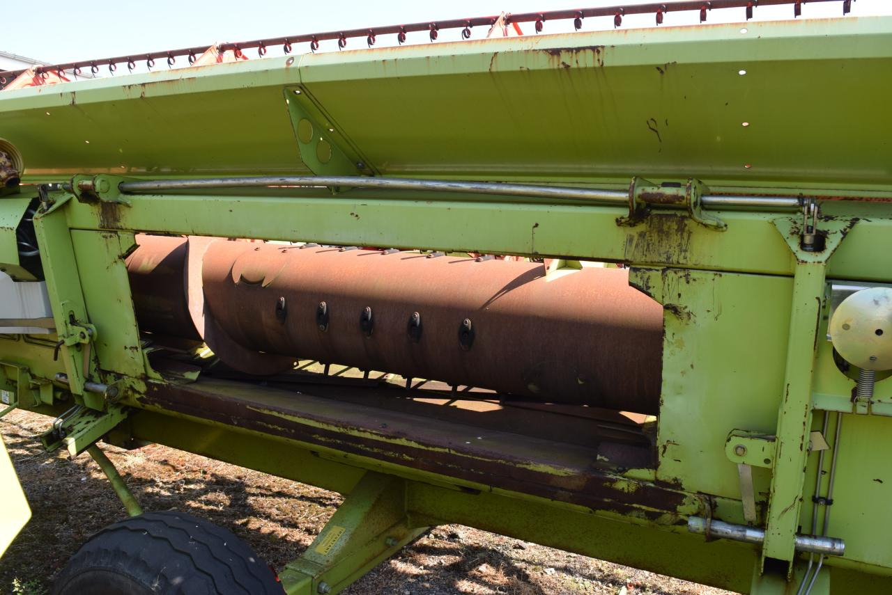 CLAAS V900 *Schneidwerk* - Adaptér na obilie: obrázok 5 CLAAS V900 *Schneidwerk* - Adaptér na obilie: obrázok 5