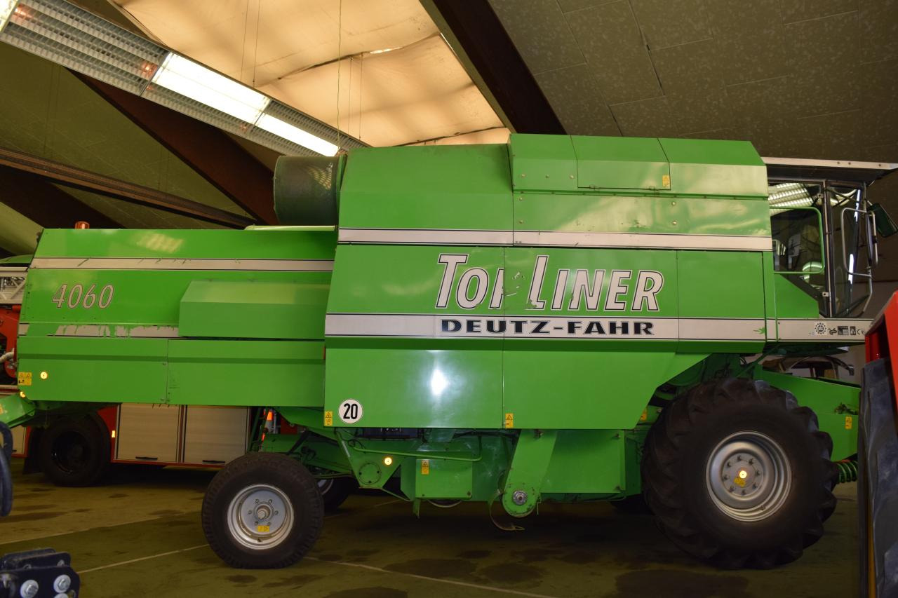 Deutz-Fahr 4060 TopL. - Obilný kombajn: obrázok 1 Deutz-Fahr 4060 TopL. - Obilný kombajn: obrázok 1