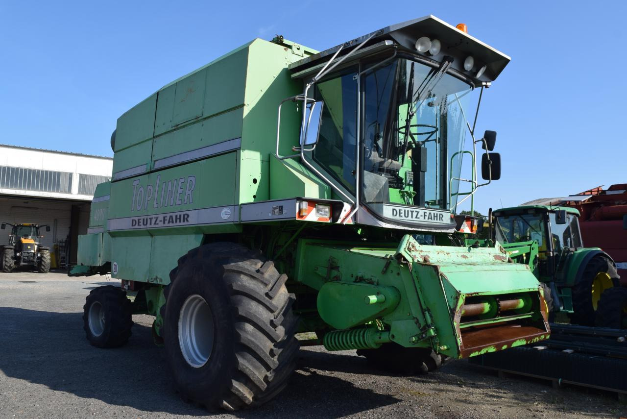 Deutz-Fahr 4090 HTS TopL. - Obilný kombajn: obrázok 3 Deutz-Fahr 4090 HTS TopL. - Obilný kombajn: obrázok 3