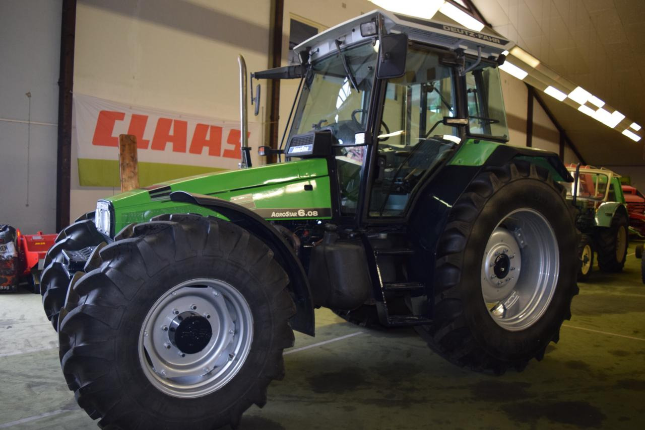 Deutz-Fahr Agrostar 6.08 - Traktor: obrázok 3 Deutz-Fahr Agrostar 6.08 - Traktor: obrázok 3