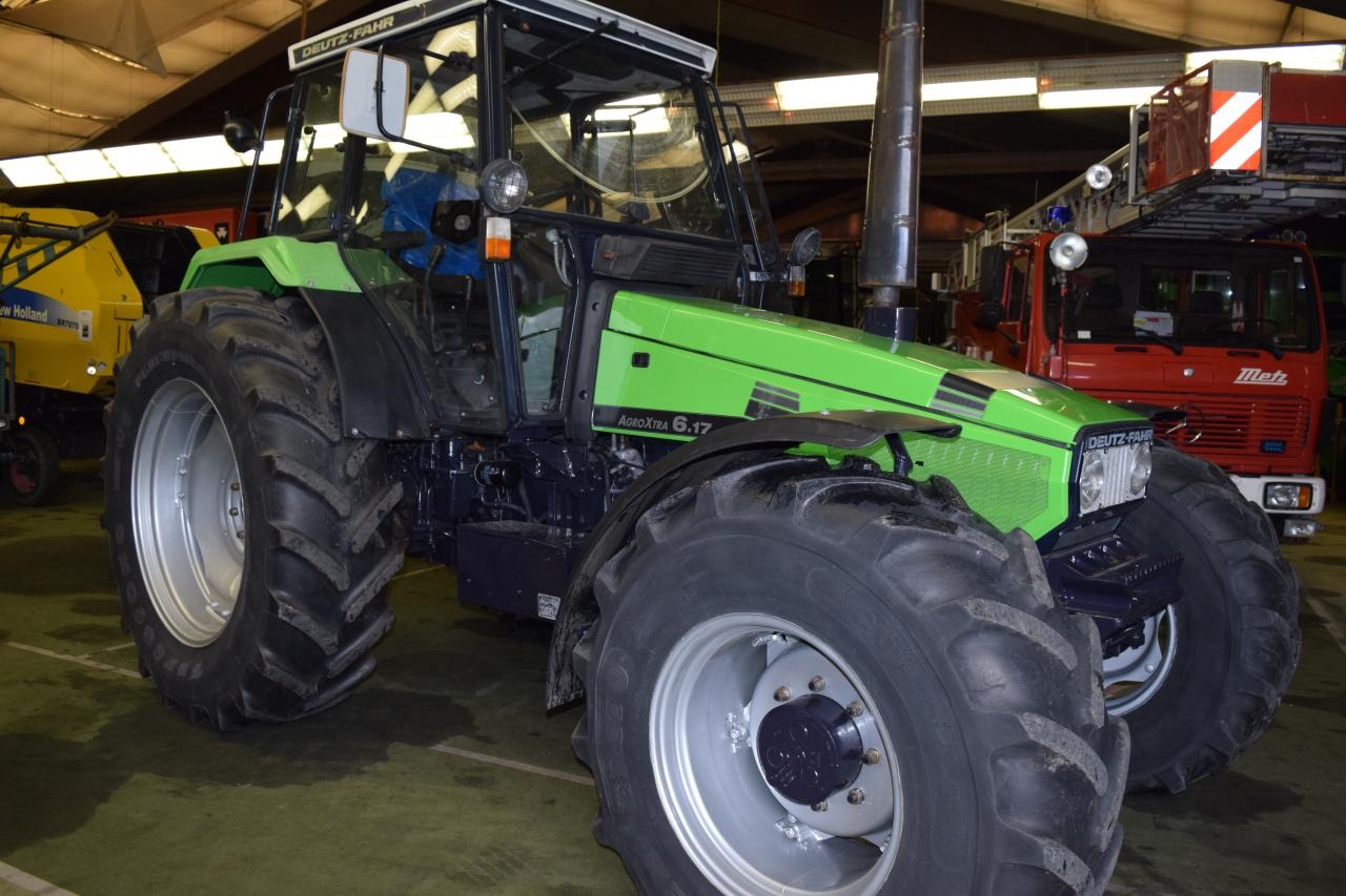 Deutz-Fahr Agroxtra 6.17 - Traktor: obrázok 1 Deutz-Fahr Agroxtra 6.17 - Traktor: obrázok 1