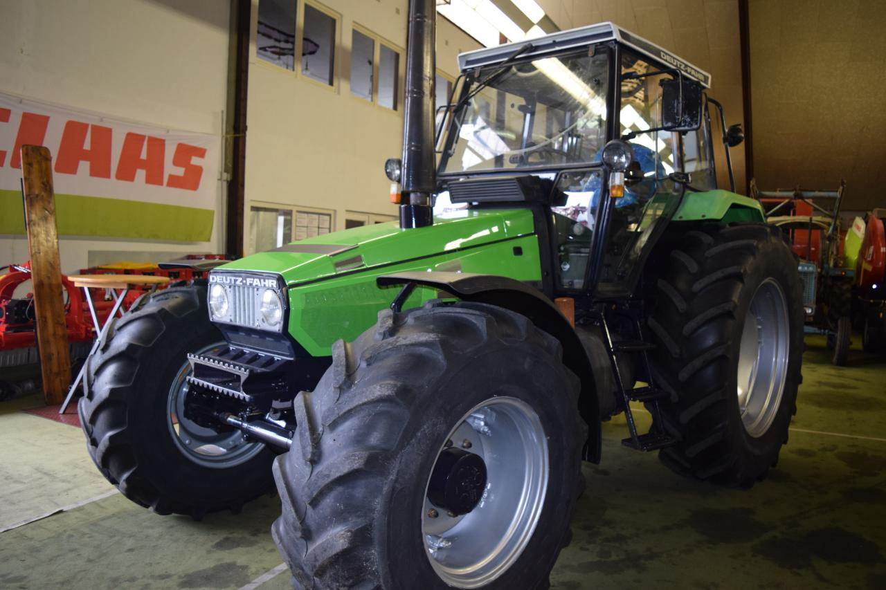 Deutz-Fahr Agroxtra 6.17 - Traktor: obrázok 2 Deutz-Fahr Agroxtra 6.17 - Traktor: obrázok 2