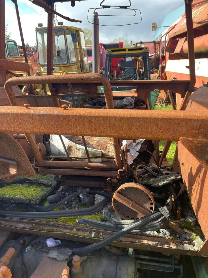 Deutz-Fahr DX 6.10 *zur Teileverwertung* - Traktor: obrázok 4 Deutz-Fahr DX 6.10 *zur Teileverwertung* - Traktor: obrázok 4