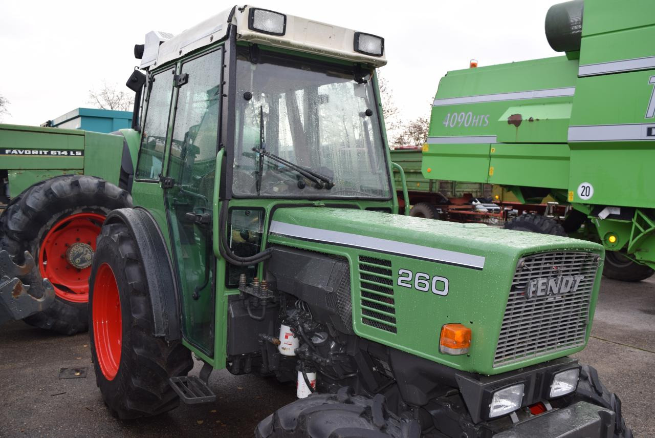 Fendt 260 V - Kultivační traktor: obrázok 3 Fendt 260 V - Kultivační traktor: obrázok 3
