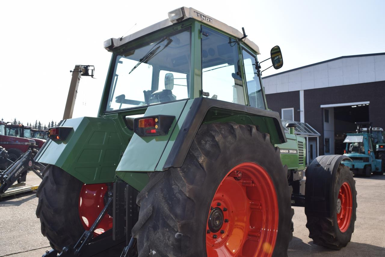Fendt Farmer 311 LSA - Traktor: obrázok 3 Fendt Farmer 311 LSA - Traktor: obrázok 3