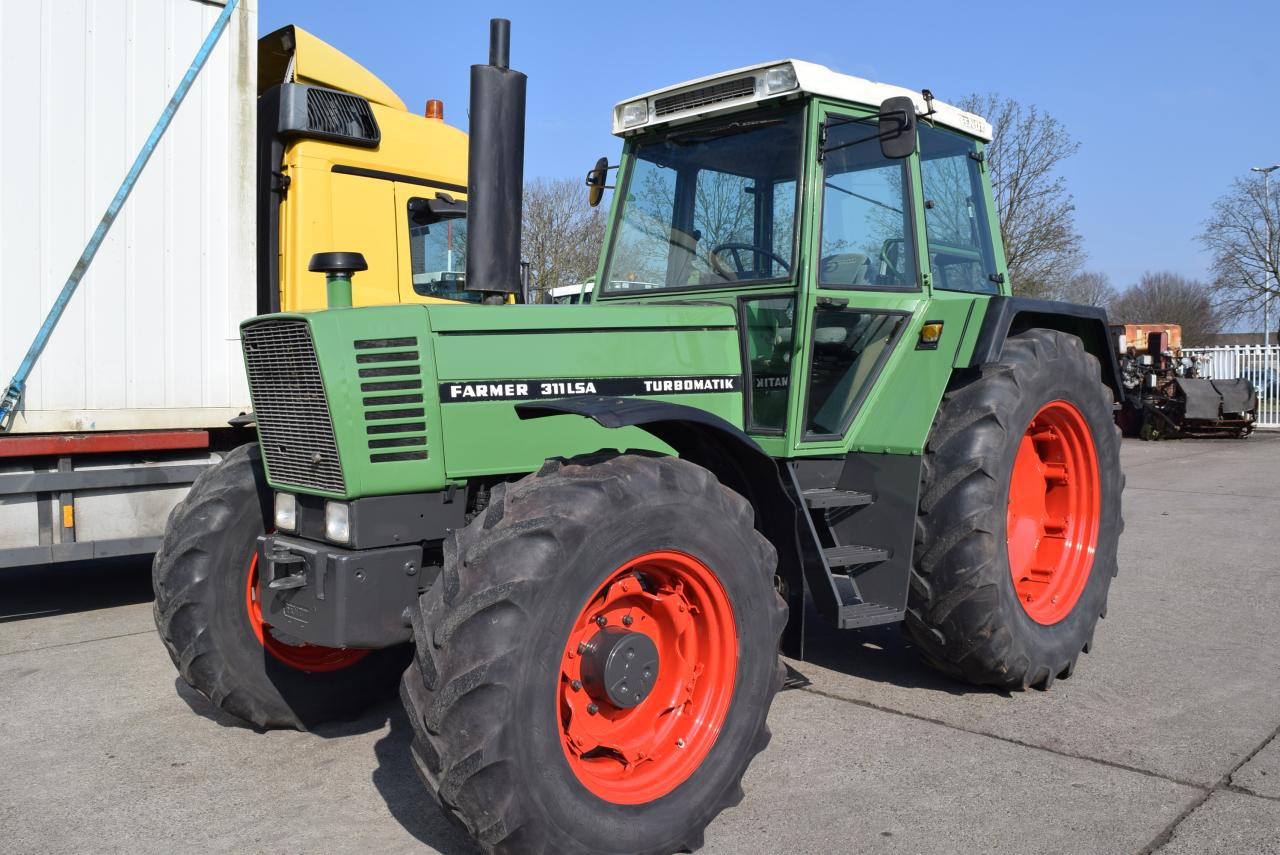Fendt Farmer 311 LSA - Traktor: obrázok 2 Fendt Farmer 311 LSA - Traktor: obrázok 2