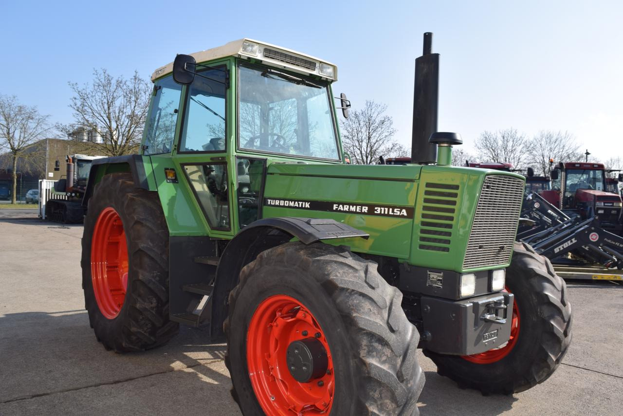 Fendt Farmer 311 LSA - Traktor: obrázok 1 Fendt Farmer 311 LSA - Traktor: obrázok 1