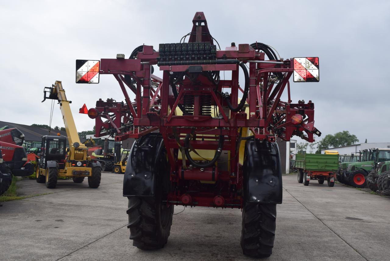 Hardi Commander 6600 i - Ťahaný postrekovač: obrázok 4 Hardi Commander 6600 i - Ťahaný postrekovač: obrázok 4