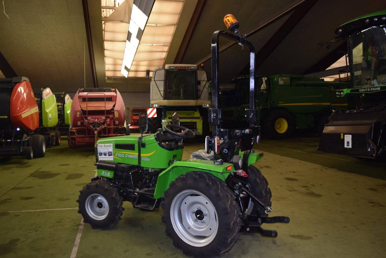 INDO 1026e Klein-/Schmalspurtraktor - Kultivační traktor: obrázok 4 INDO 1026e Klein-/Schmalspurtraktor - Kultivační traktor: obrázok 4