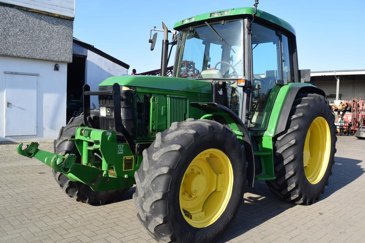 John Deere 6410 - Traktor: obrázok 1 John Deere 6410 - Traktor: obrázok 1