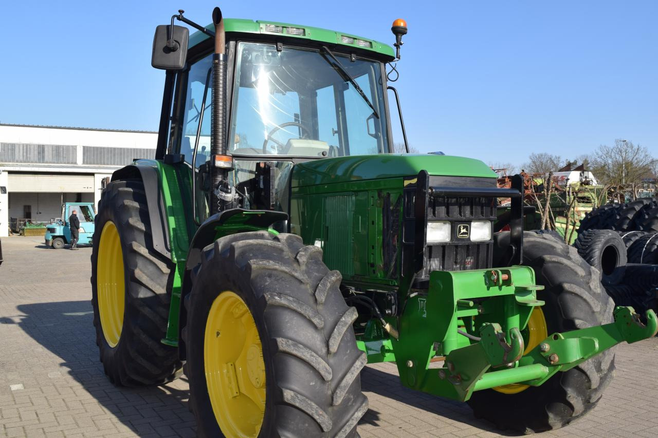 John Deere 6410 - Traktor: obrázok 2 John Deere 6410 - Traktor: obrázok 2