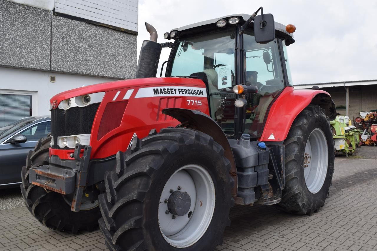 Massey Ferguson 7715 Dyna 6 - Traktor: obrázok 2 Massey Ferguson 7715 Dyna 6 - Traktor: obrázok 2