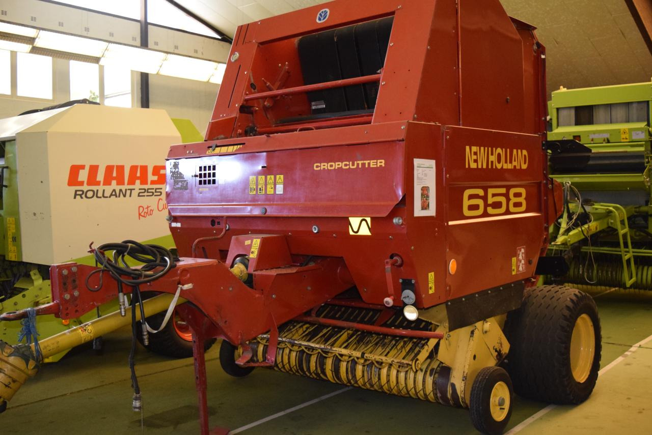 New Holland 658 - Lis na okrúhle balíky: obrázok 5 New Holland 658 - Lis na okrúhle balíky: obrázok 5