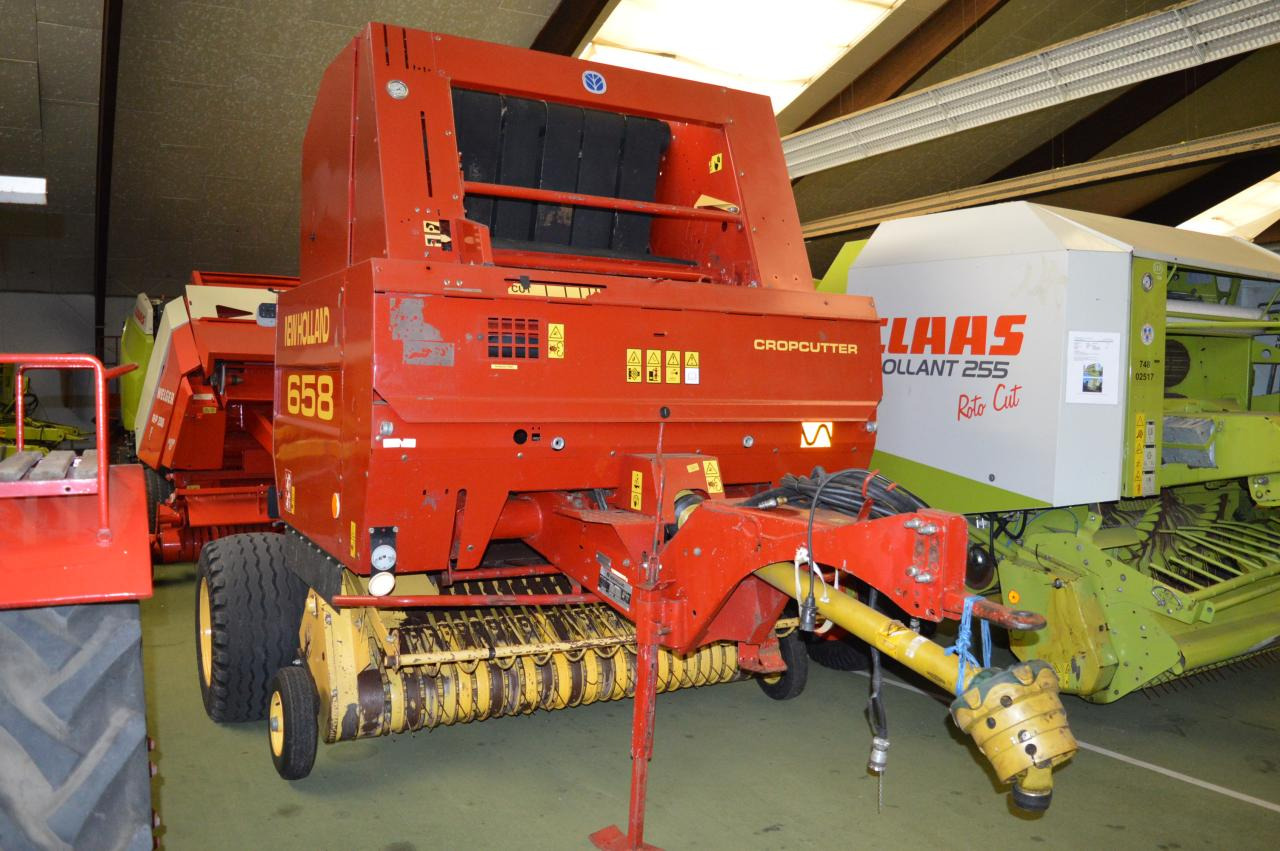 New Holland 658 - Lis na okrúhle balíky: obrázok 2 New Holland 658 - Lis na okrúhle balíky: obrázok 2