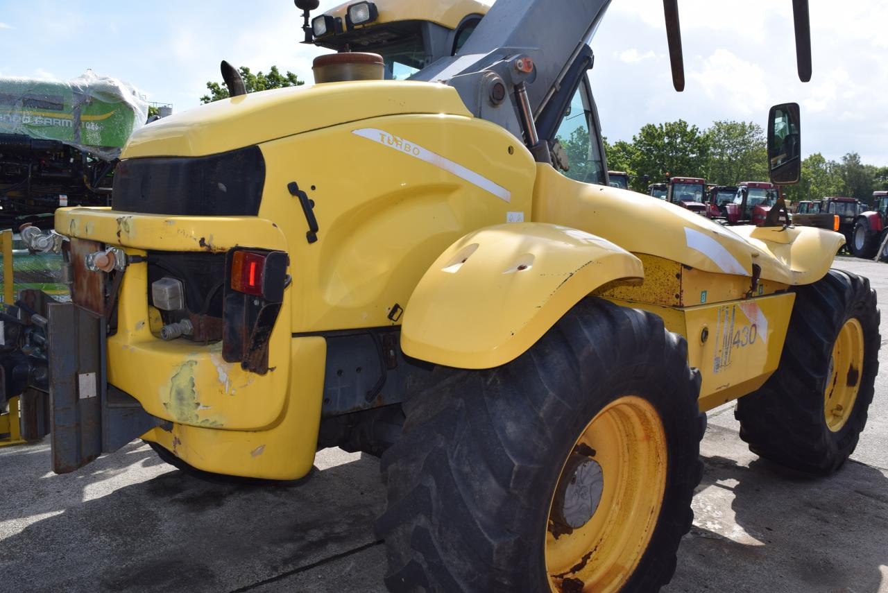 New Holland LM 430 - Teleskopický nakladač: obrázok 3 New Holland LM 430 - Teleskopický nakladač: obrázok 3