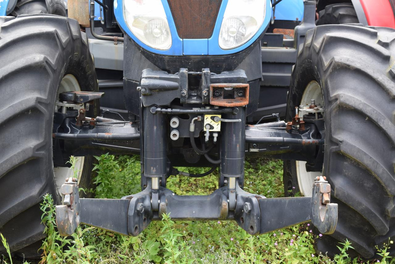 Leasing New Holland T 7040 New Holland T 7040: obrázok 6 Leasing New Holland T 7040 New Holland T 7040: obrázok 6
