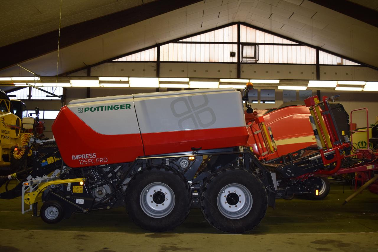 Pöttinger Impress 125 FC Pro *Press-Wickelkombinationen* - Lis na okrúhle balíky: obrázok 4 Pöttinger Impress 125 FC Pro *Press-Wickelkombinationen* - Lis na okrúhle balíky: obrázok 4