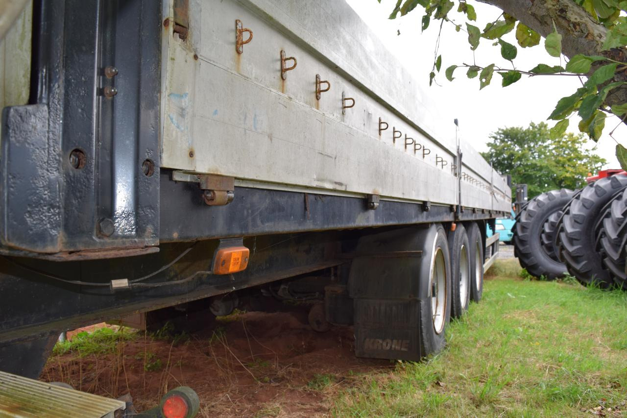 Wielton PTS 34.100 - Plachtový príves: obrázok 4 Wielton PTS 34.100 - Plachtový príves: obrázok 4