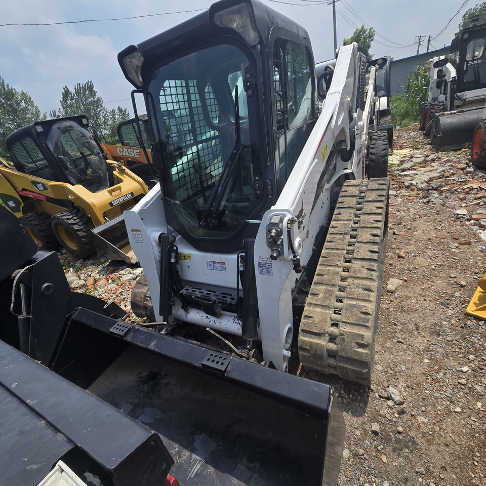 BOBCAT T770 - Šmykom riadený nakladač: obrázok 4 BOBCAT T770 - Šmykom riadený nakladač: obrázok 4