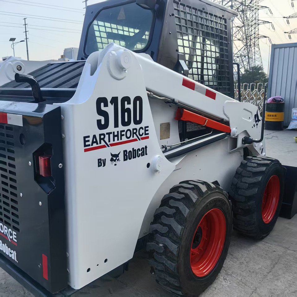 Bobcat S160 - Šmykom riadený nakladač: obrázok 5 Bobcat S160 - Šmykom riadený nakladač: obrázok 5