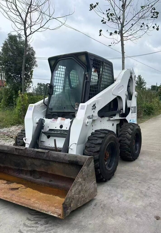 Bobcat S300 - Šmykom riadený nakladač: obrázok 3 Bobcat S300 - Šmykom riadený nakladač: obrázok 3