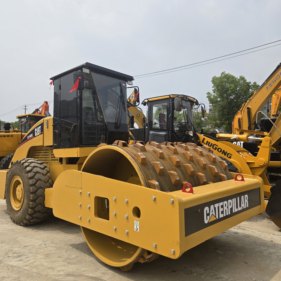 CAT CS683E - Kompaktor: obrázok 2 CAT CS683E - Kompaktor: obrázok 2