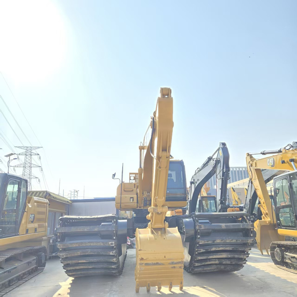 CATERPILLAR 320C - Plovoucí rýpadlo: obrázok 2 CATERPILLAR 320C - Plovoucí rýpadlo: obrázok 2