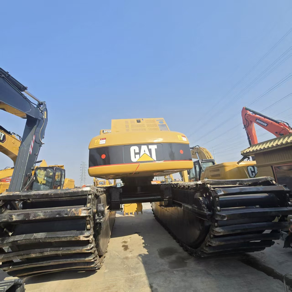 CATERPILLAR 320C - Plovoucí rýpadlo: obrázok 5 CATERPILLAR 320C - Plovoucí rýpadlo: obrázok 5