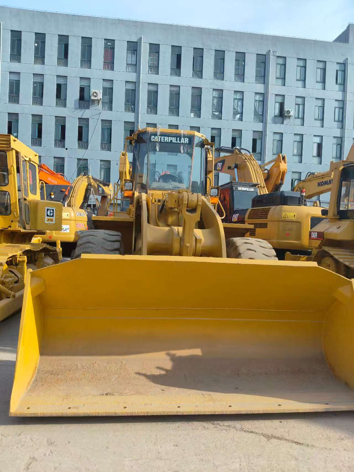 CATERPILLAR 966F - Kolesový nakladač: obrázok 3 CATERPILLAR 966F - Kolesový nakladač: obrázok 3