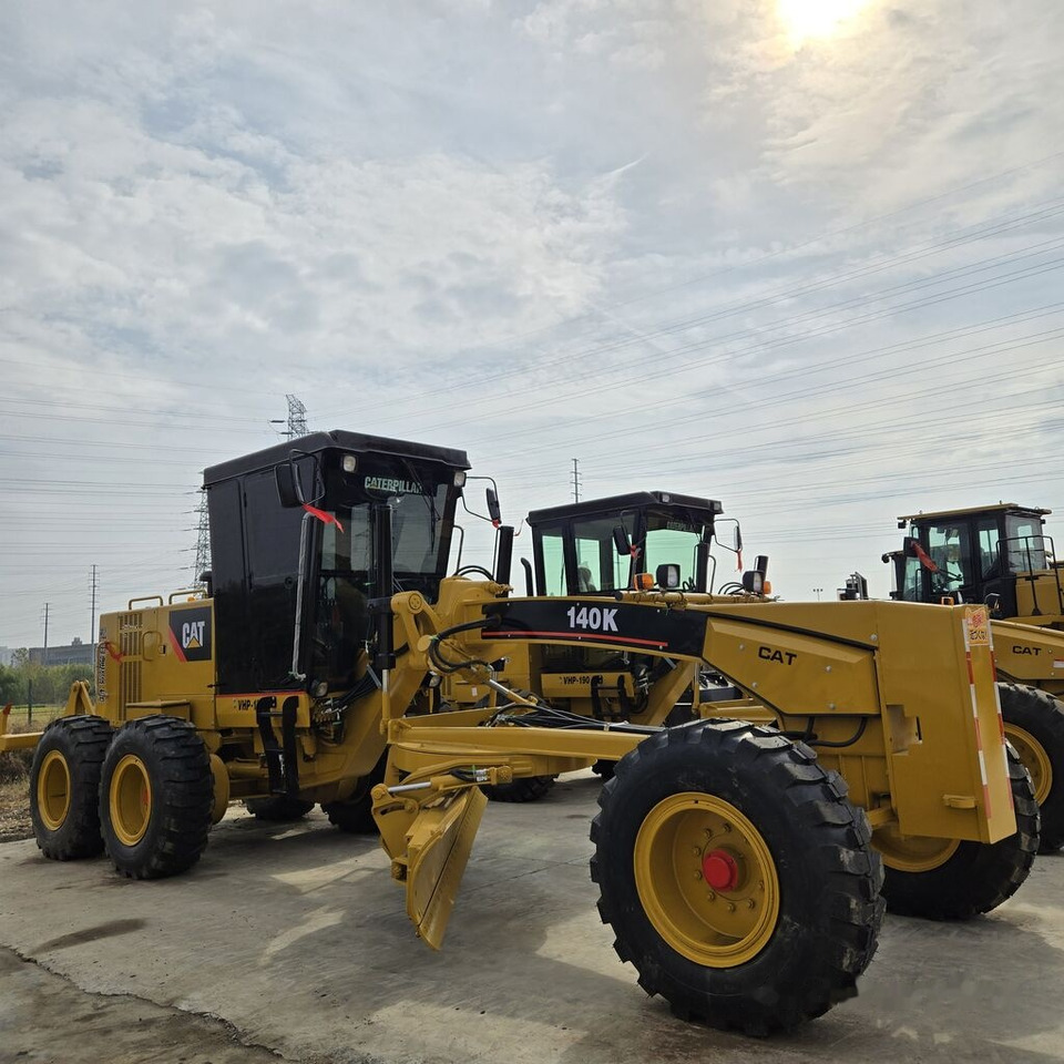 Caterpillar 140K - Zrovnávač: obrázok 1 Caterpillar 140K - Zrovnávač: obrázok 1