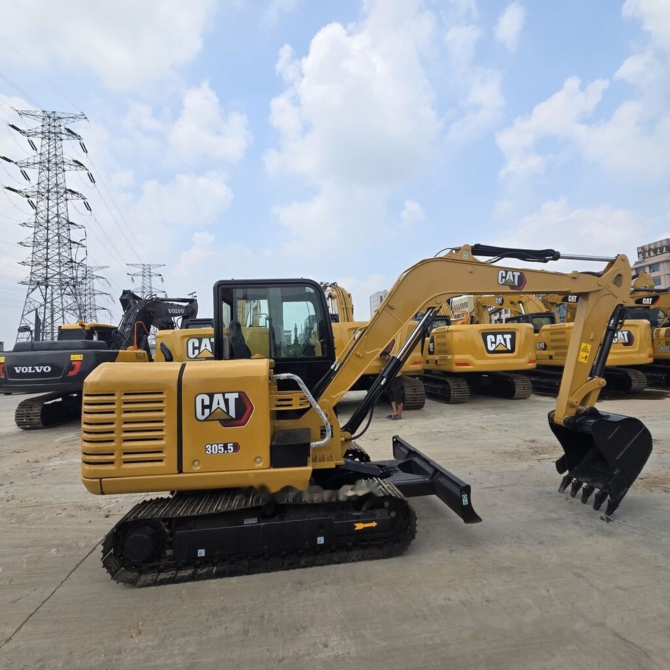 Caterpillar 305.5 - Pásové rýpadlo: obrázok 5 Caterpillar 305.5 - Pásové rýpadlo: obrázok 5