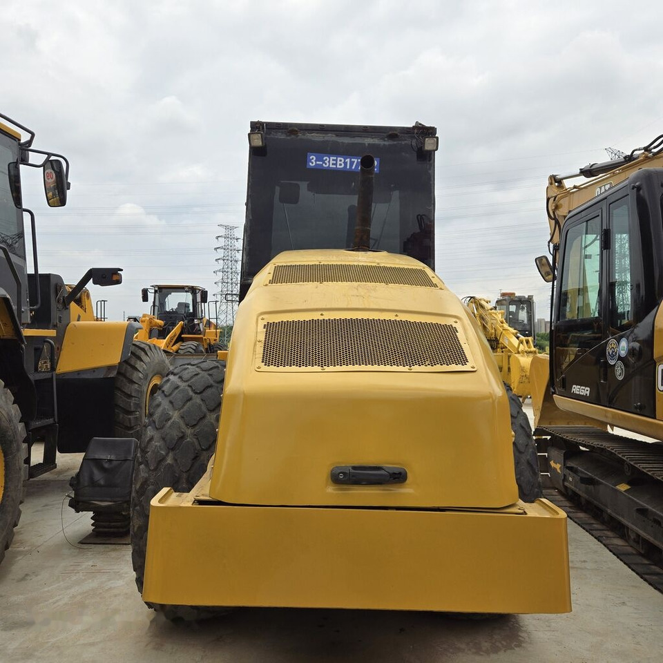 Caterpillar CS76 - Kompaktor: obrázok 5 Caterpillar CS76 - Kompaktor: obrázok 5