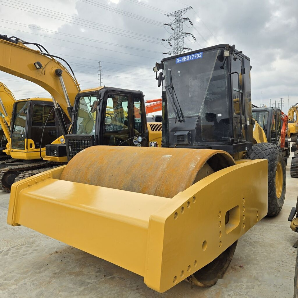 Caterpillar CS76 - Kompaktor: obrázok 4 Caterpillar CS76 - Kompaktor: obrázok 4
