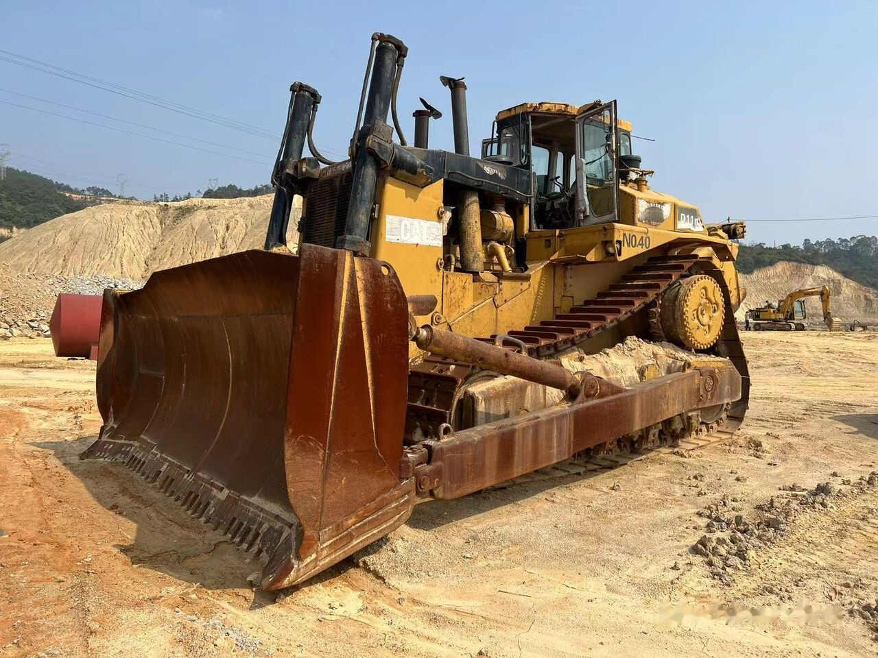 Caterpillar D10N - Buldozér: obrázok 3 Caterpillar D10N - Buldozér: obrázok 3