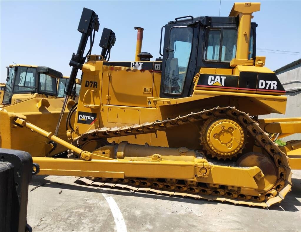 Caterpillar D7R - Buldozér: obrázok 2 Caterpillar D7R - Buldozér: obrázok 2