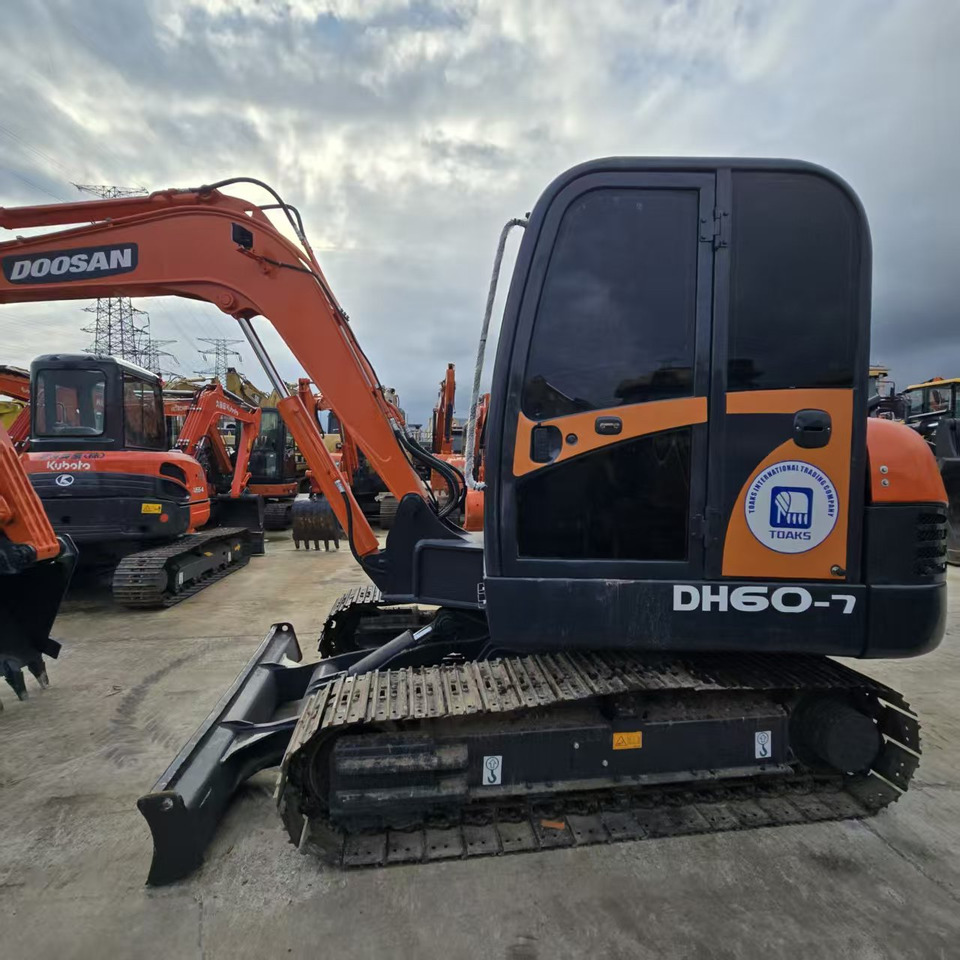 DOOSAN DH60-7 - Mini rýpadlo: obrázok 5 DOOSAN DH60-7 - Mini rýpadlo: obrázok 5
