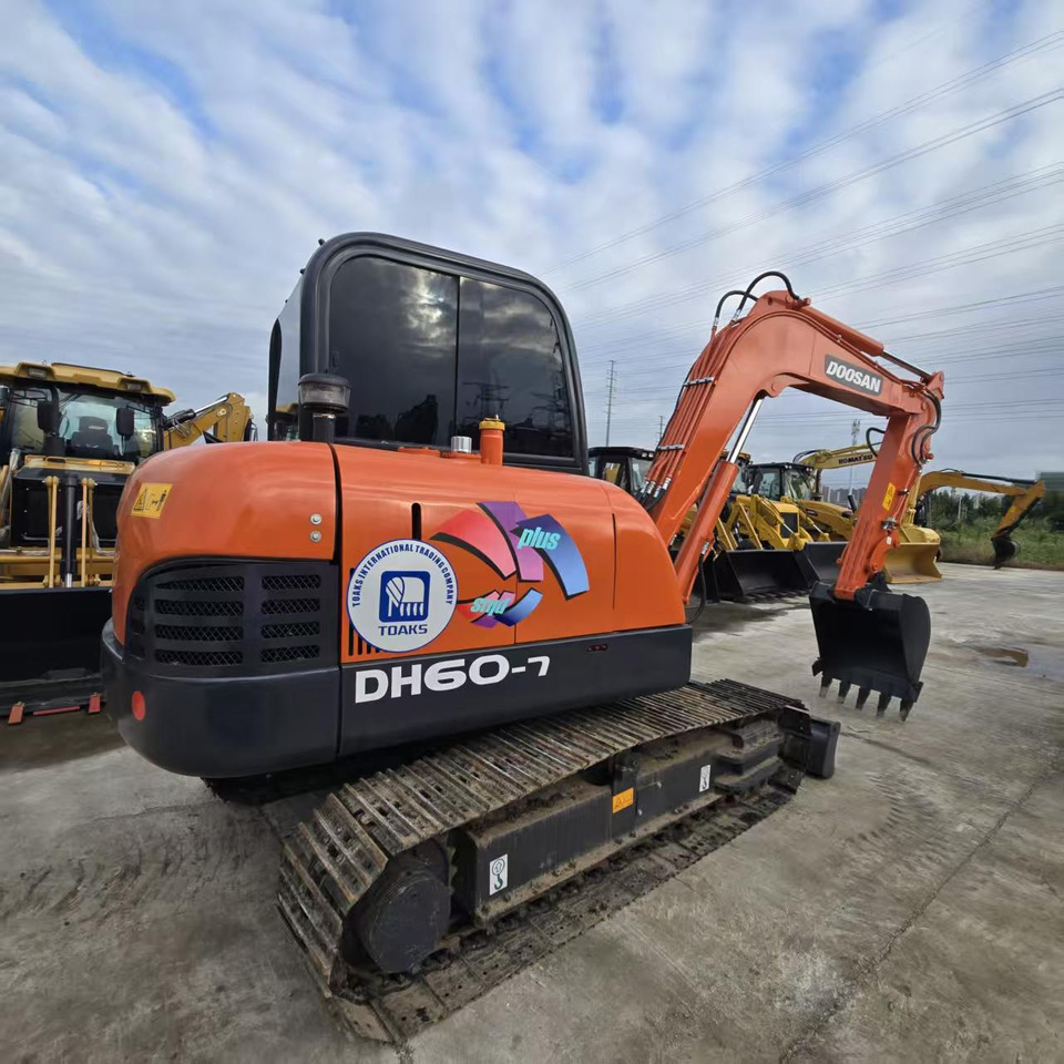 DOOSAN DH60-7 - Mini rýpadlo: obrázok 2 DOOSAN DH60-7 - Mini rýpadlo: obrázok 2