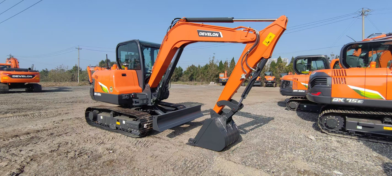 DOOSAN DX60E - Mini rýpadlo: obrázok 1 DOOSAN DX60E - Mini rýpadlo: obrázok 1