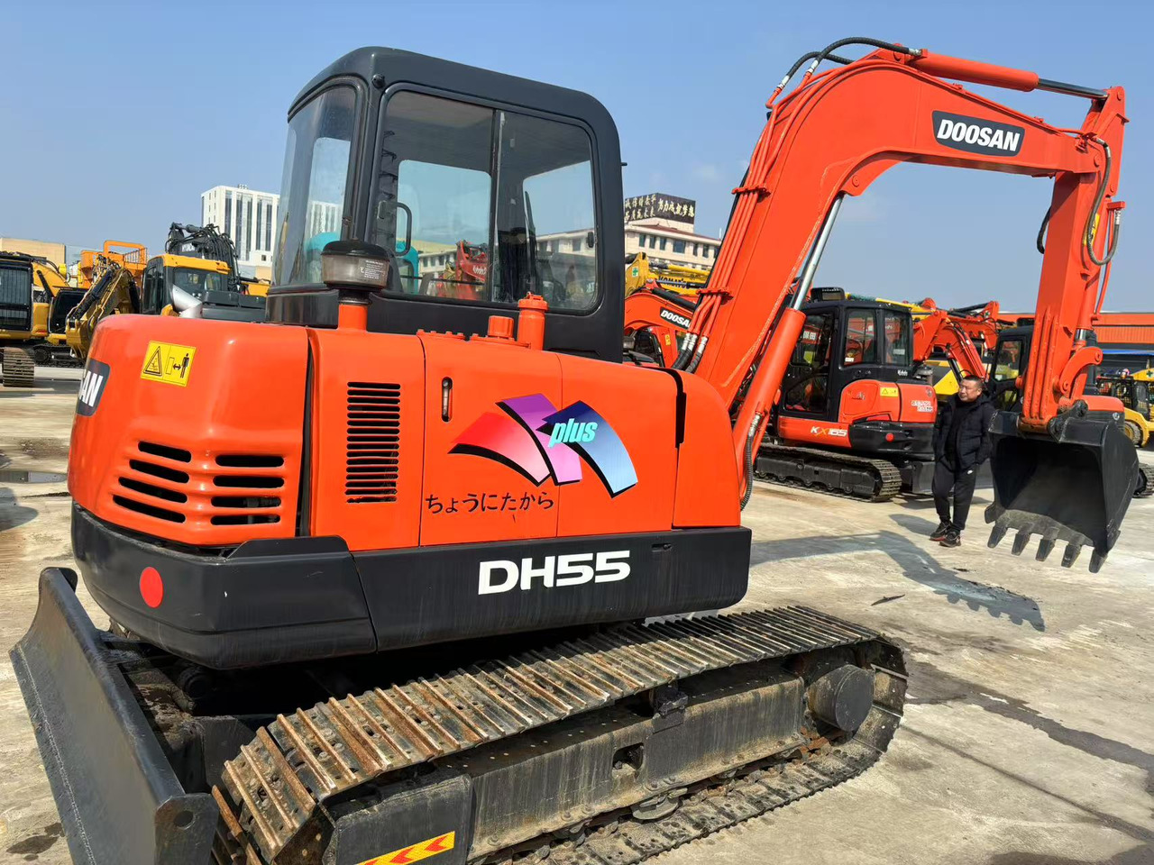 Doosan DH55 - Mini rýpadlo: obrázok 4 Doosan DH55 - Mini rýpadlo: obrázok 4