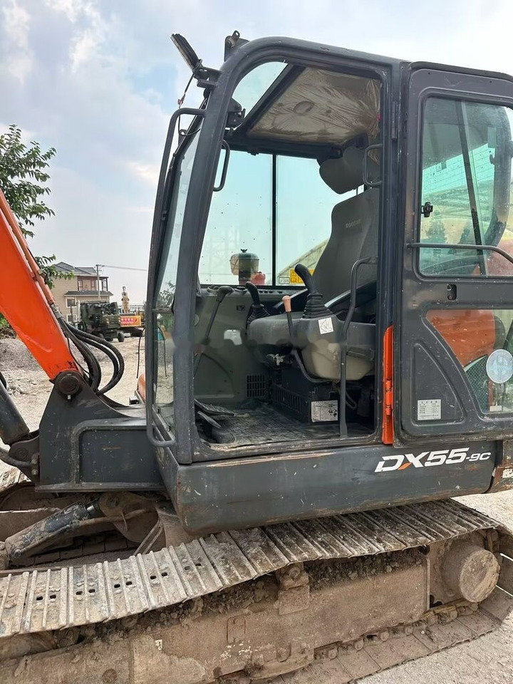 Doosan DX55 - Mini rýpadlo: obrázok 3 Doosan DX55 - Mini rýpadlo: obrázok 3